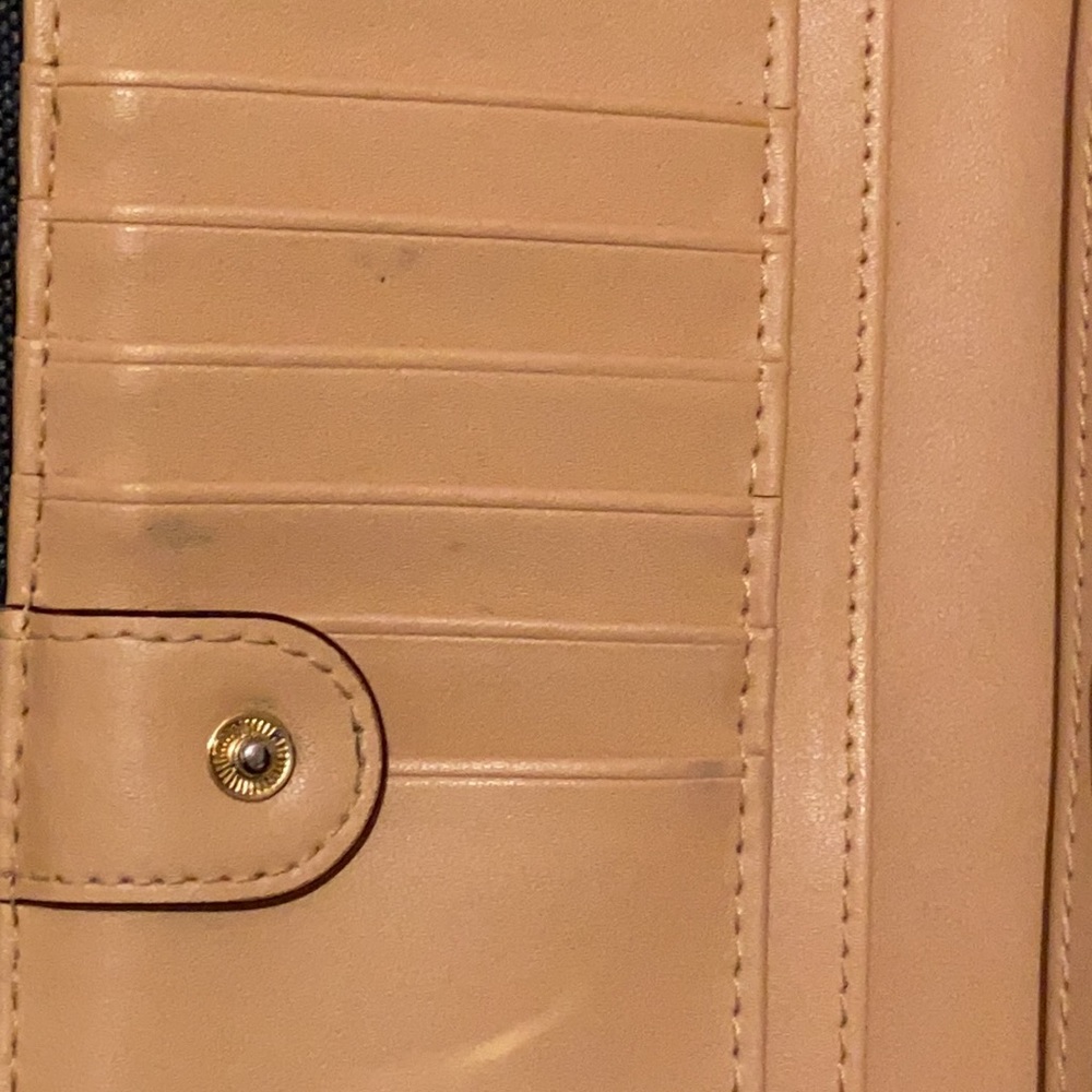 Kate Spade Wallet - Picture 7 of 10